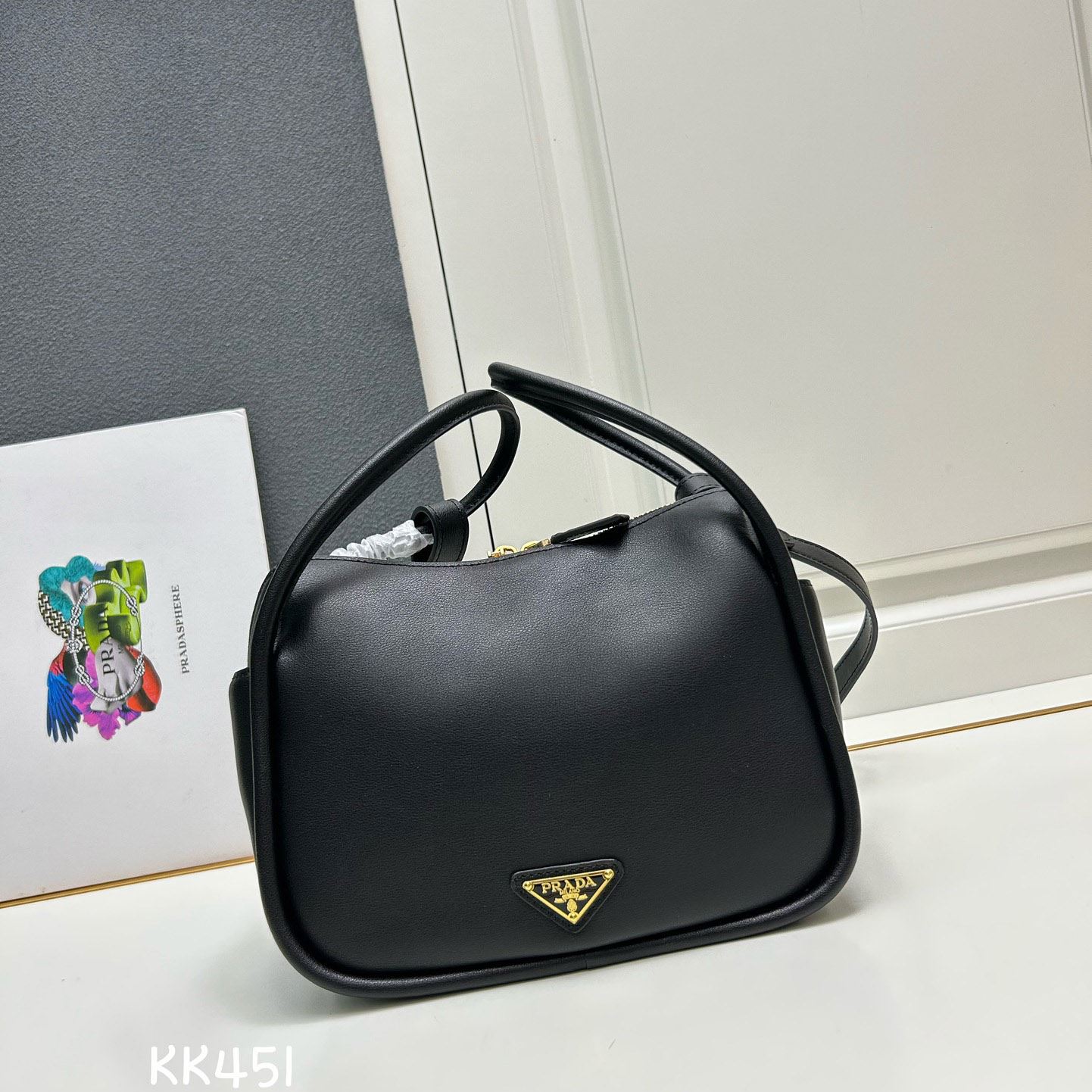 Pra*a top handle bags